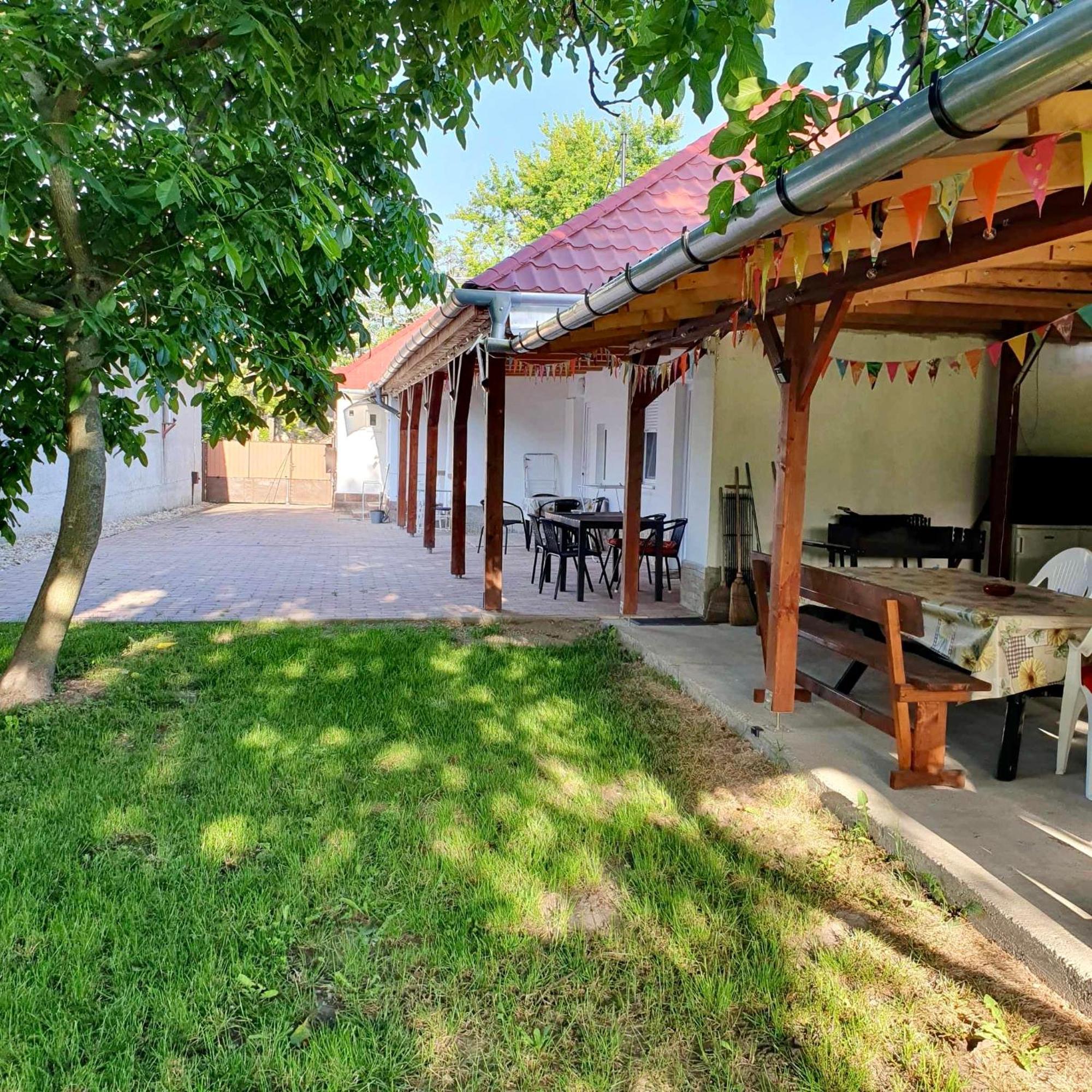 Arany13 Apartmanhaz - Mowimy Po Polsku! Apartment Bogacs